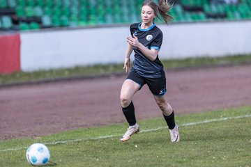 Bild 210 - wBJ VfL Pinneberg - Waldd�rfer SV : Ergebnis: 5:0